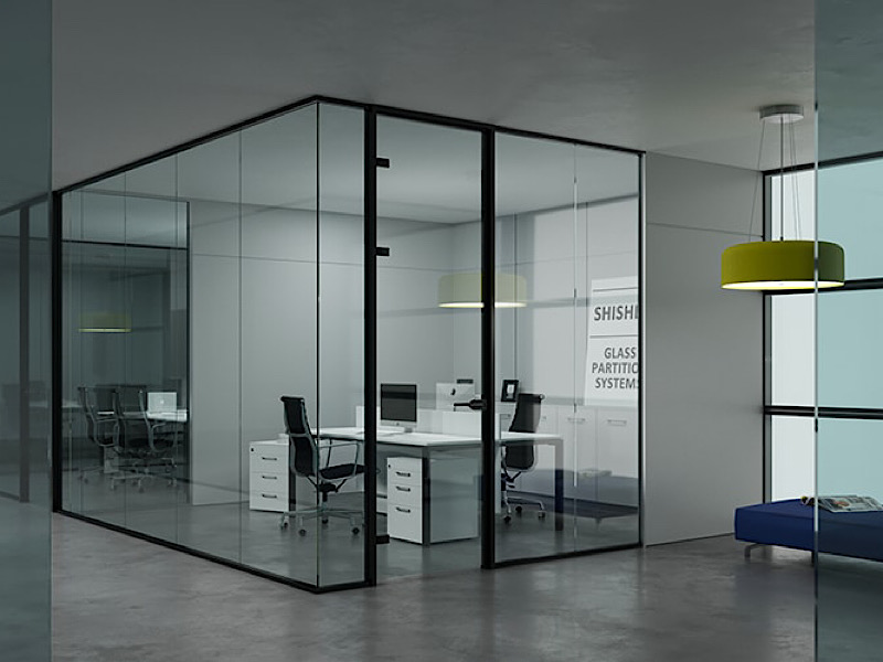 پارتیشن شیشه‌ای_طراحی فضای اداری کوچک